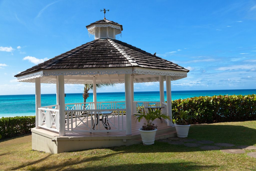 Free Standing Pergola