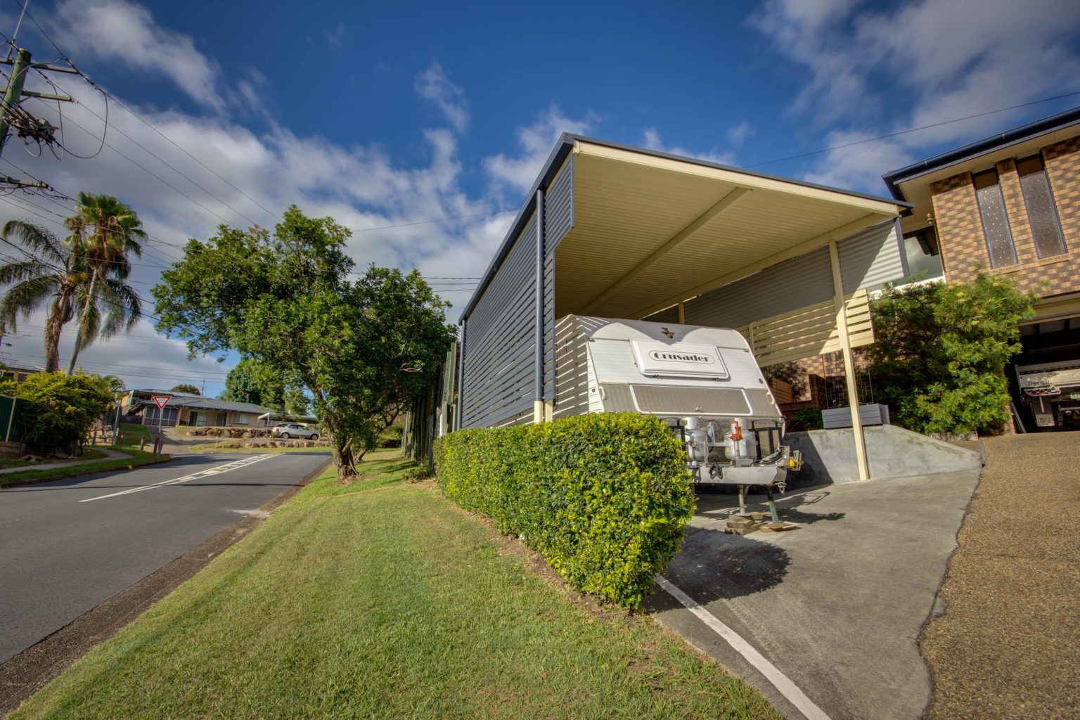 Caravan cover Brisbane - DeKing Decks