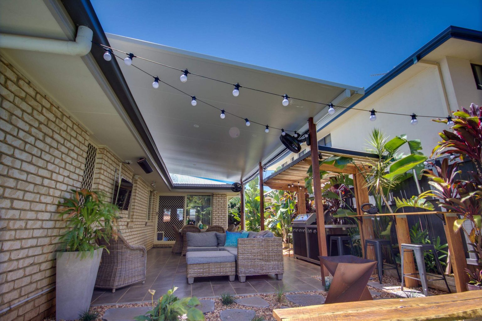flyover insulated patio roofing Brisbane - DeKing Decks