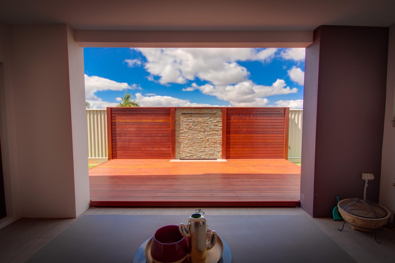 Deck water feature Brisbane - DeKing Decks